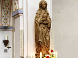 Webinar: Maria Magdalena Maria Magdalena: Hure, Urmutter, Apostelin?
