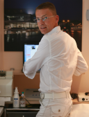 Dr med Kai Lühr